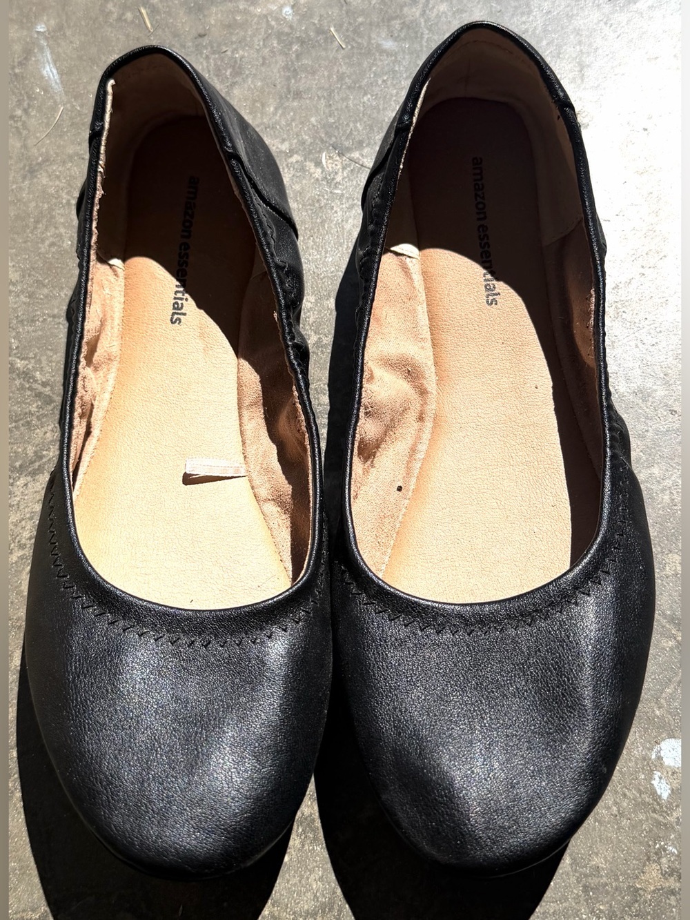 Amazon Essentials Black Women's Ballet Flats size 8